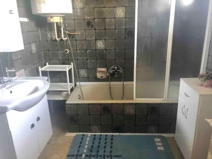Legkondicionalt, Erkelyes Szoba, Privat Fuerdovel A Balatonon Kőröshegy Dış mekan fotoğraf